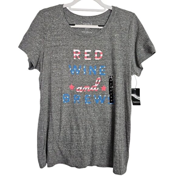 torrid Tops - NWT TORRID T-Shirt Top GRAY size 0 L 12 Red Wine & Brews Flag Patriotic Fun Cute